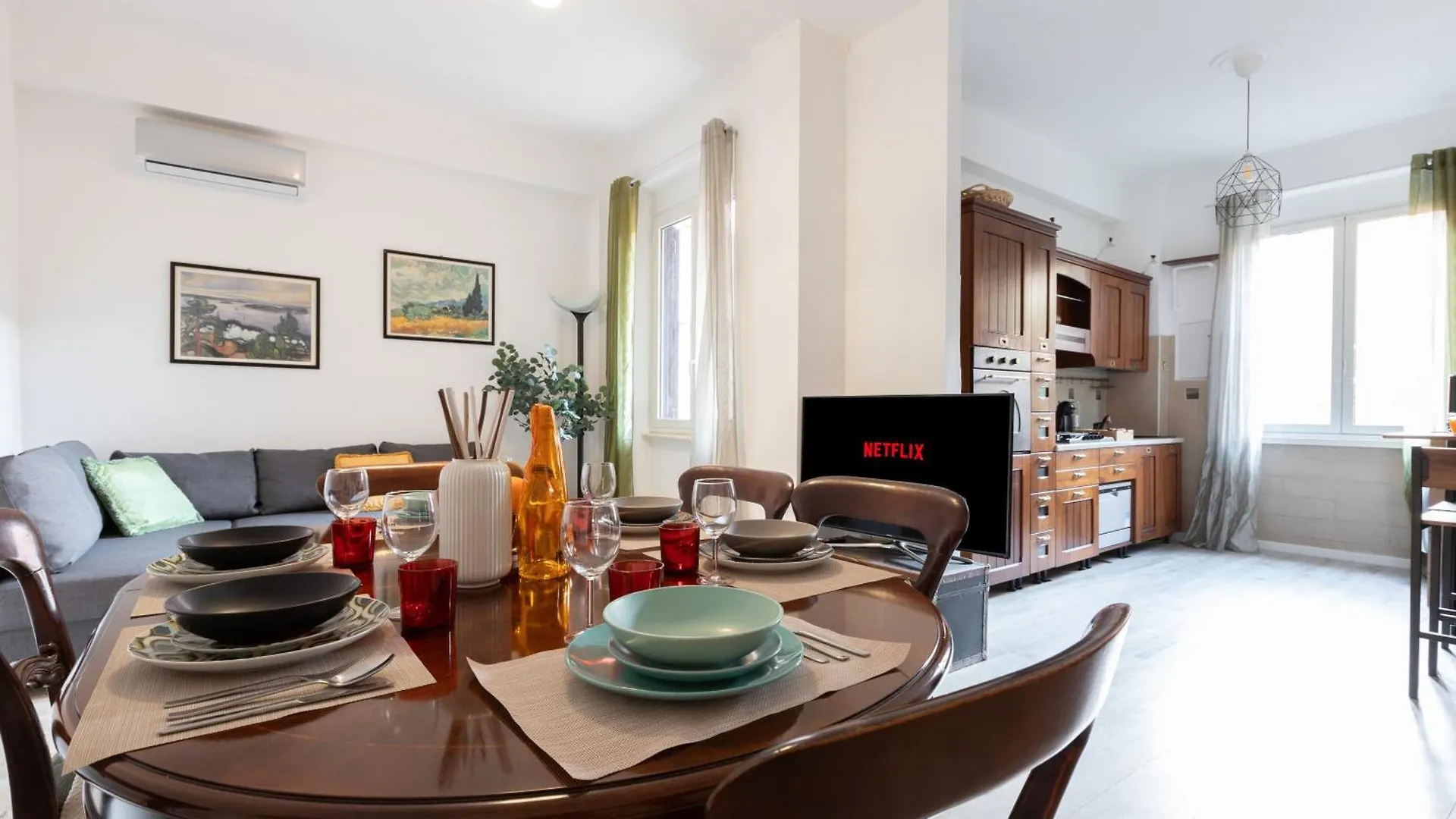 8 Min To Center - 400Mt To Metroa, 4-6 Pax, 2 Bathrooms Rome 0*,  Italy