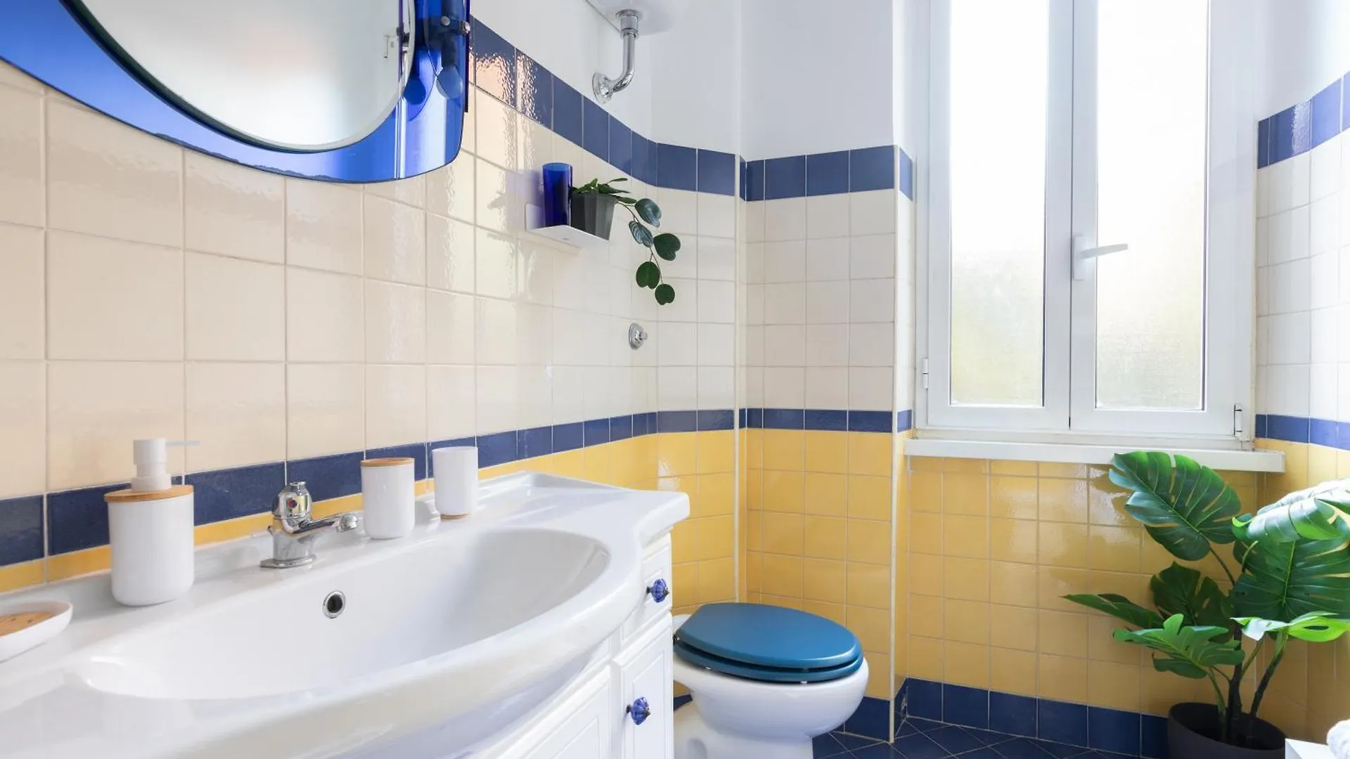 8 Min To Center - 400Mt To Metroa, 4-6 Pax, 2 Bathrooms Rome Apartment