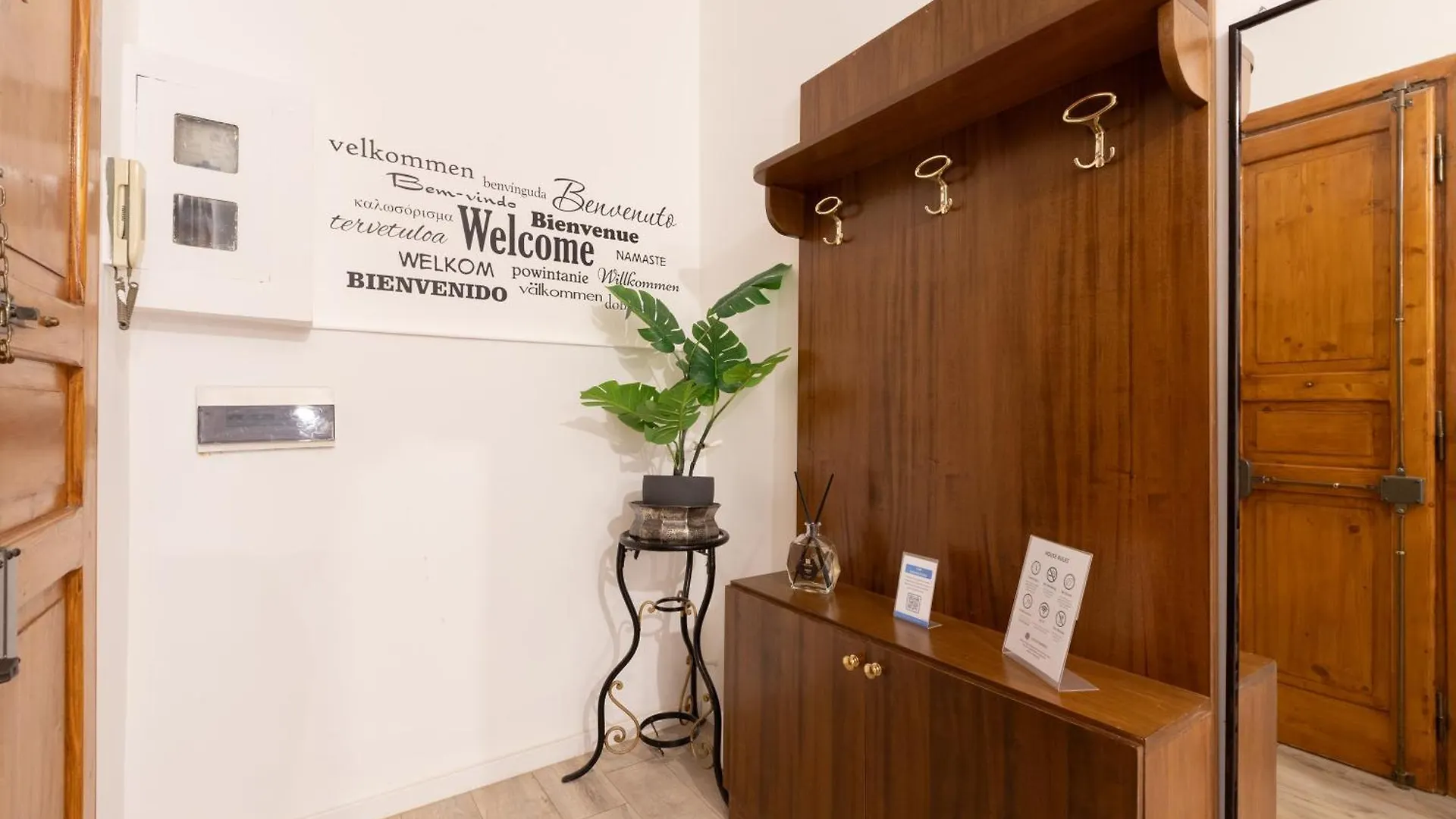 Apartment 8 Min To Center - 400Mt To Metroa, 4-6 Pax, 2 Bathrooms Rome Italy
